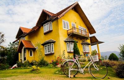 Amberwood Apartments